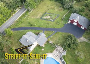 stripe-it-seal-it cm Minkler Keene NH Sealcoating Parking Lots and Driveways