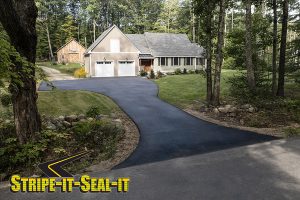 stripe-it-seal-it cm Minkler Keene NH Sealcoating Parking Lots and Driveways