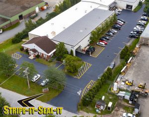 stripe-it-seal-it cm Minkler Keene NH Sealcoating Parking Lots and Driveways