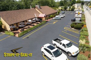 stripe-it-seal-it cm Minkler Keene NH Sealcoating Parking Lots and Driveways